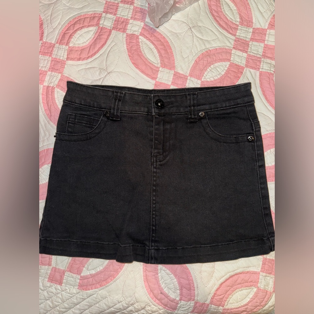 STUDENT MOVING SALE 💕